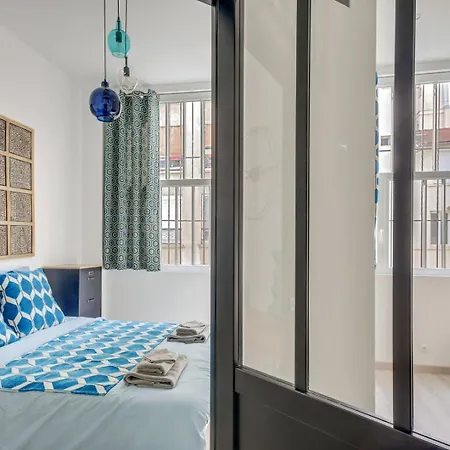 Bluestay 13 - A Paris